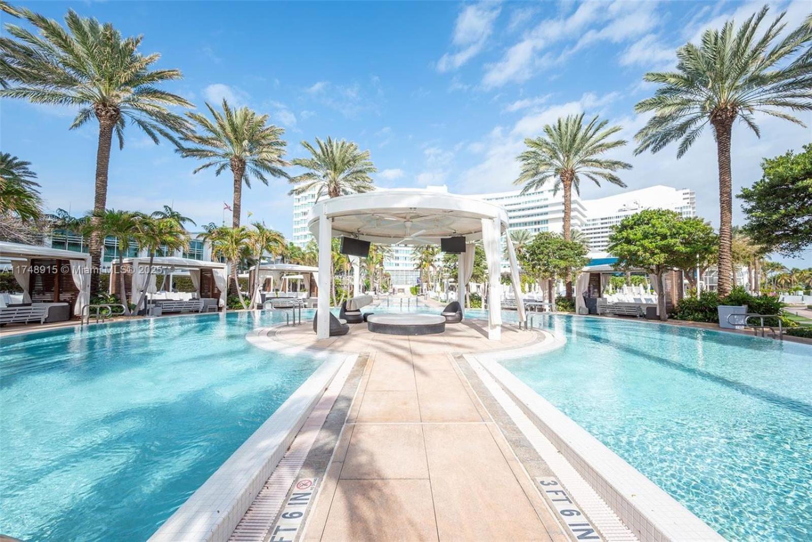 Fontainebleau Miami Beach — Fotos 1